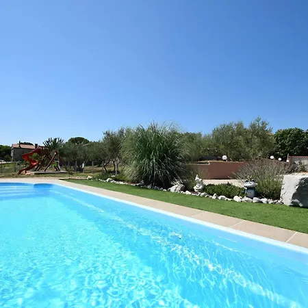Frana Mit Privatem Pool By Interhome *