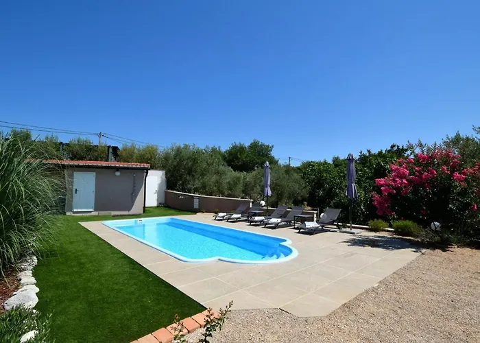 Frana Mit Privatem Pool By Interhome Hébergement de vacances