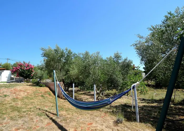 Hébergement de vacances Frana Mit Privatem Pool By Interhome Bajcici