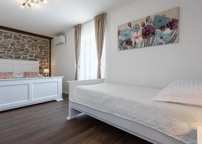 Hébergement de vacances Frana Mit Privatem Pool By Interhome Bajcici