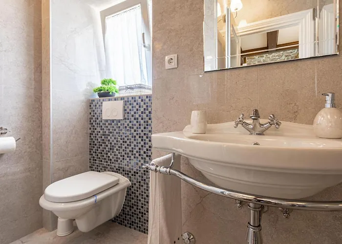 Frana Mit Privatem Pool By Interhome *