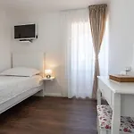 Frana Mit Privatem Pool By Interhome *