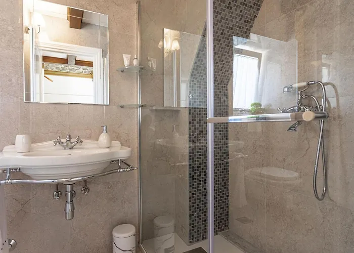 Frana Mit Privatem Pool By Interhome * Bajcici